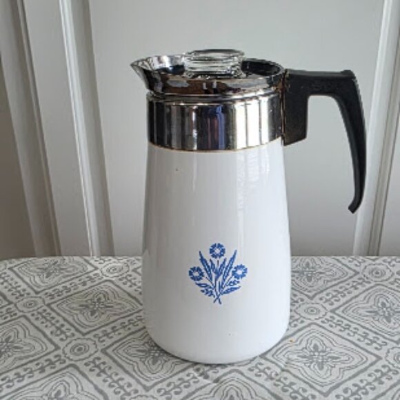 Vintage Corningware - Picture 2 of 3